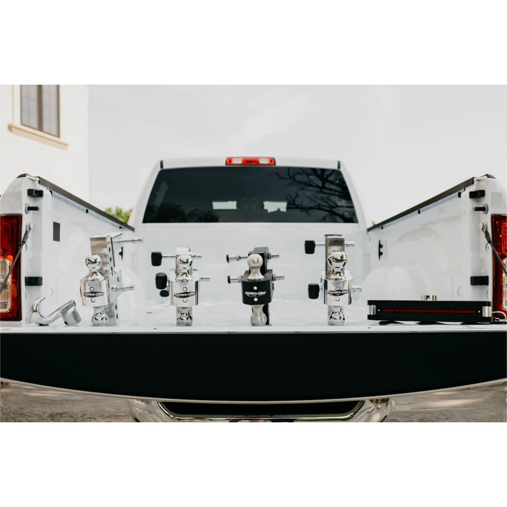 Aluma-Tow Aluminum Tow Step w/ 24" Long 4 Trailer Electrical Connector(Open Box)